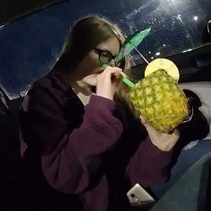 Meet your Posher, Jillian